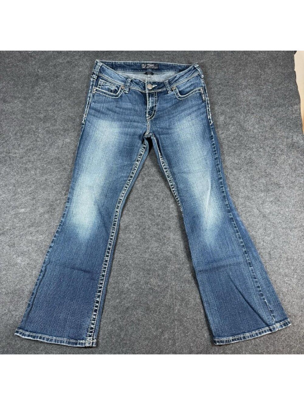 Silver Jeans Co. Jeans Womens Size 31x30 Blue Suki Bootcut Embroidered Denim